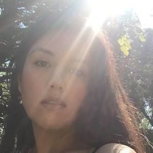 Meet your Posher, Madeline